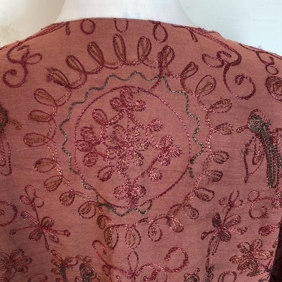 Her Style Boutique Fit for All Embroidered Vintage Style 100% Cotton Jacket - Picture 5 of 9